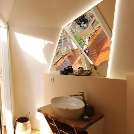 Lyxtält Melograno Bubble Glamping *